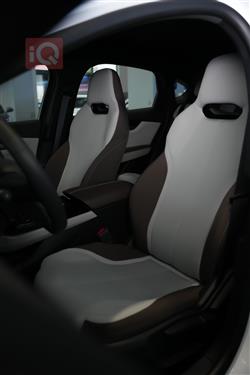 بی وای دی Qin Plus